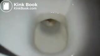 Girl pooping on toilet - video 76