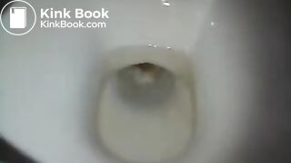 Girl pooping on toilet - video 76