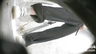 spy camera asian girl pee and shit.video_496