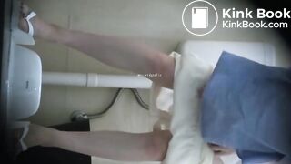 spy camera asian girl pee and shit.video_553