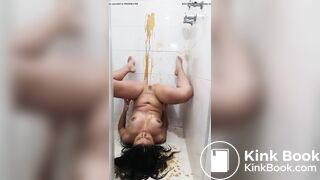 Shitting on herself - video 2