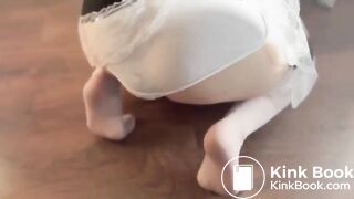 Maid poops her white panties and overflows