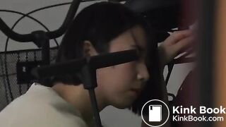 同じマンションに住む無防備な透けパン美尻女に浣腸をぶち込んだら我慢できず着衣噴射2 敏感ムチ尻女