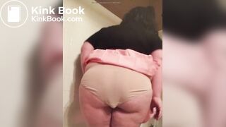 Girl takes a big dump in her panties
