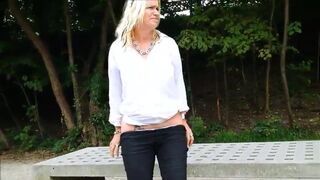 The blonde peed and pooped