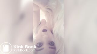 Blonde fills a small pot with her ass