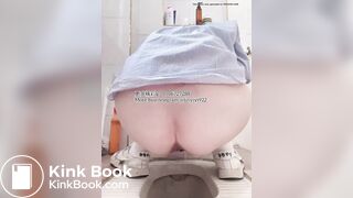 PEEPING AT CHINESE GIRLS USING THE RESTROOM.video-130
