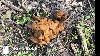 Two hot Italian lesbians shitting outside