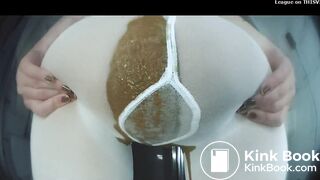 Thicc pawg loads white pantyhose with huge sloppy load
