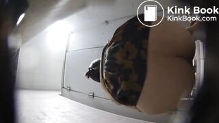 spy cam asian girl peeing poop.video_13