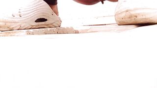 Desi Indian Girl doing Scat,Pooping,Shitting,Potty,Poop,Shit,Scatting, in Toilet.