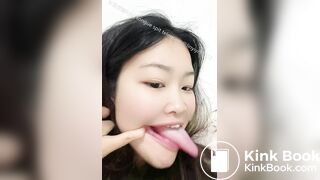 Girl's sexy long tongue 11