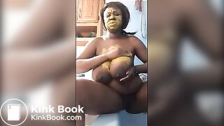 Ebony MILF Sam scat show 5