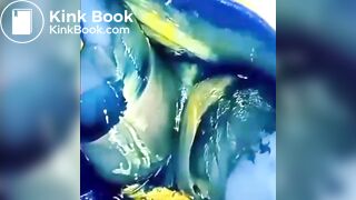 BlueGirl70 Poop Upskirt