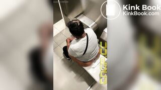 Ebony Toilet Voyeur