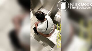 Ebony Toilet Voyeur
