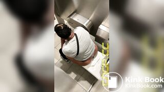 Ebony Toilet Voyeur