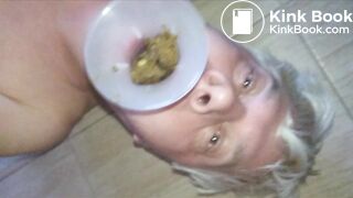 toilet slave Armands Lūsis as wc bowl