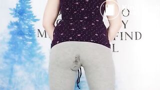 Kim - Poopy sweatpants & dildo mas