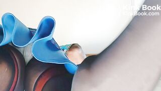 BlueGirl70 Under Skirt Tease