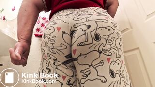 Pooping 671 - Hold Back Snoopy