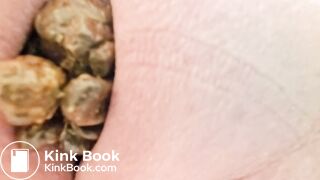 Pooping 641 - Upclose Slow Fat Cheek Splitter