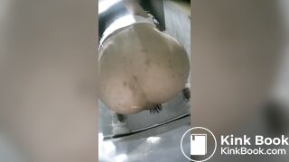 Chinese Women desperate to get her Poop out