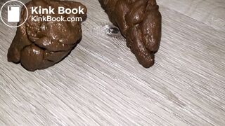 Pooping 504 - Bent on the Floor