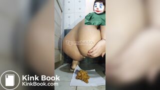 Beautiful chubby indian bhabhi potty - indian scat