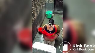 Desi bhabhi potty during festival