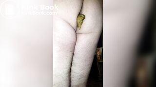 Pooping 67 - Slow Motion - 1 of 2