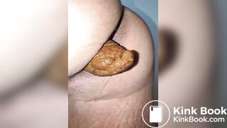 Pooping 46 - Poop and Walk