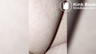 Pooping 43 - Close Up
