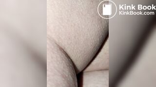 Pooping 43 - Close Up