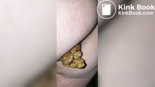 Pooping 22