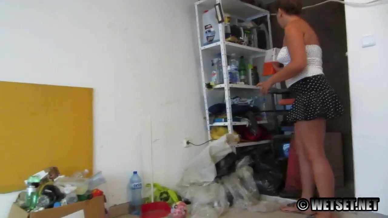 Garage panty poo poo