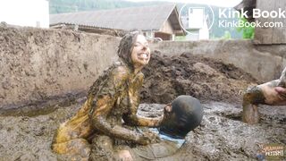 Alice Maze Farm Gangbang Instructor Gangbang in cowshit