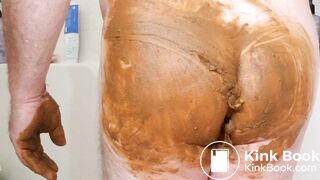 Poop and Play 31 - Showering