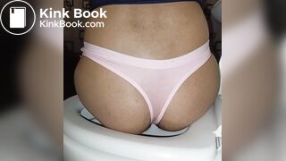 Cagando Diarrea Atraves De Mi Tanga Rosa