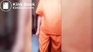 me prisoner covered by my own shit