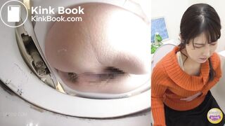 Japanese Girl Pooping