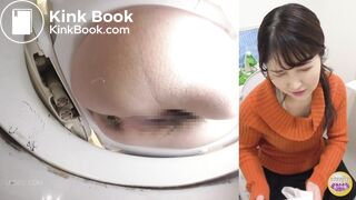 Japanese Girl Pooping