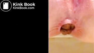 Une de mes premières vidéos où je me filme en faisant caca
