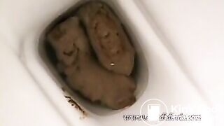AD catching a fat turd