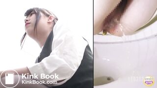 Japanese Girl Pooping